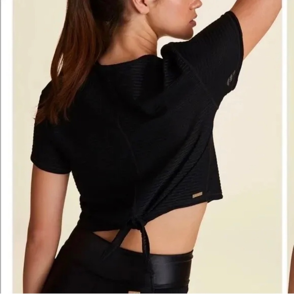 NWT Mesh Tie-Back TOP ALALA size S new